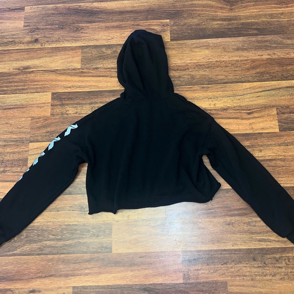 Excision Reflective Cropped Hoodie - Picture 9 of 11
